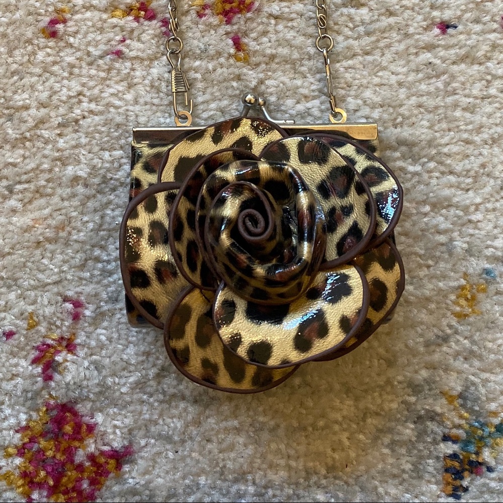 Mini leopard 👛